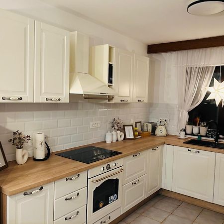 Starlight House Apartment Bjelovar Bagian luar foto